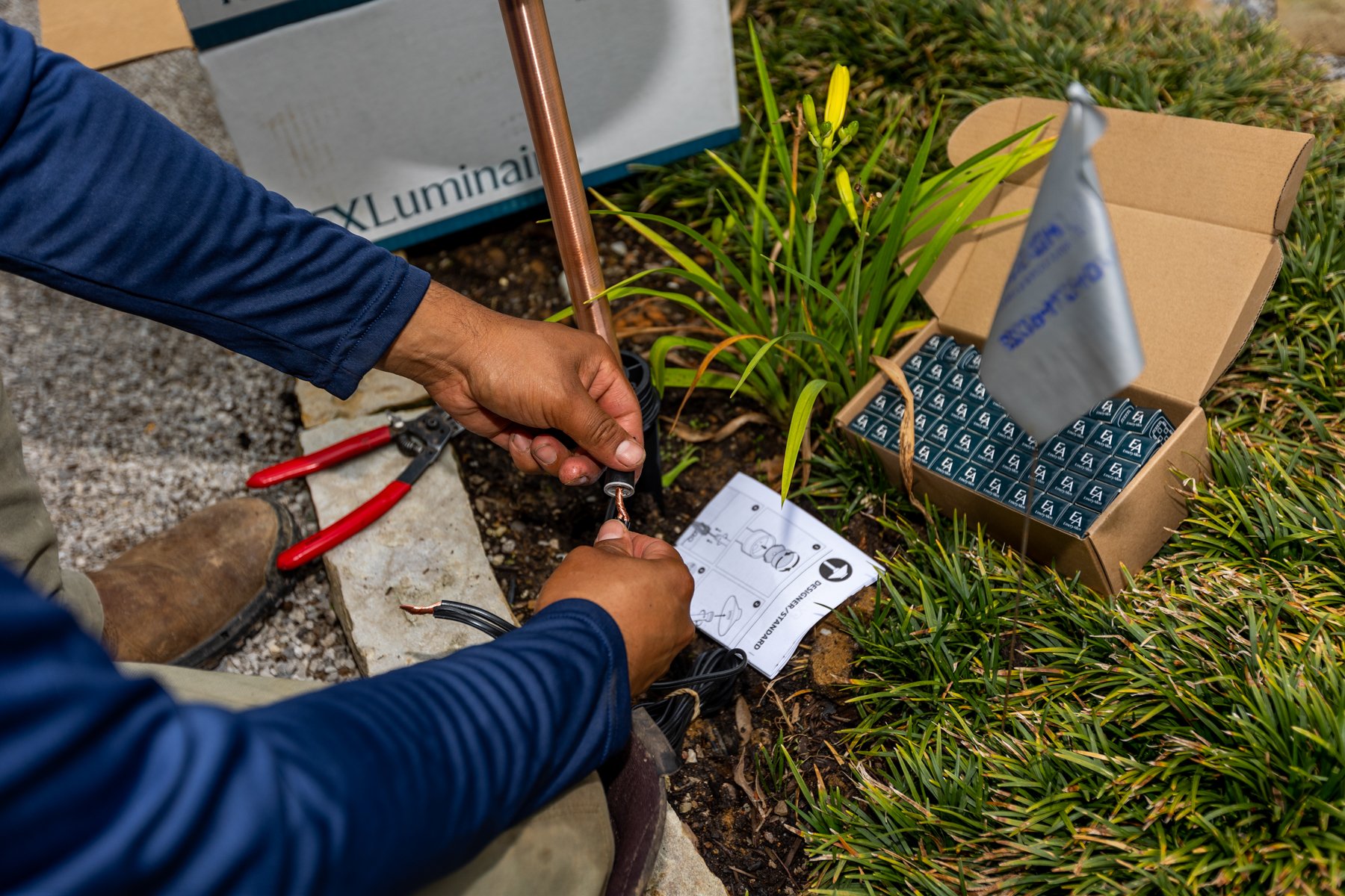 outdoor landscape lighting installation team 16