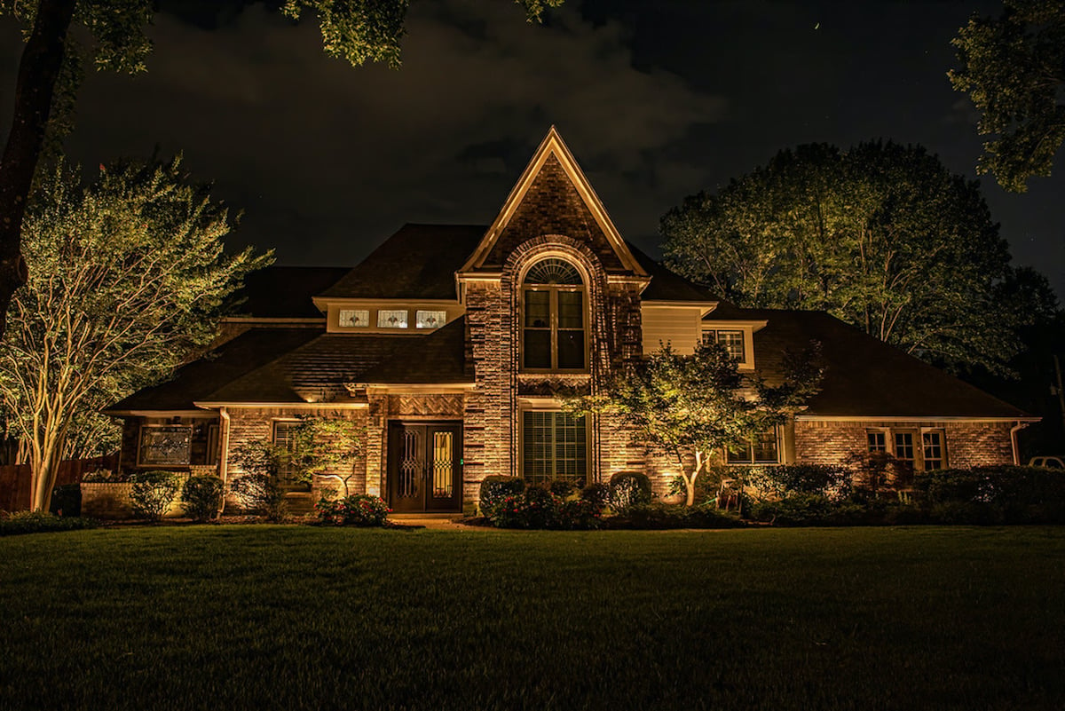 Front Yard Landscape Lighting